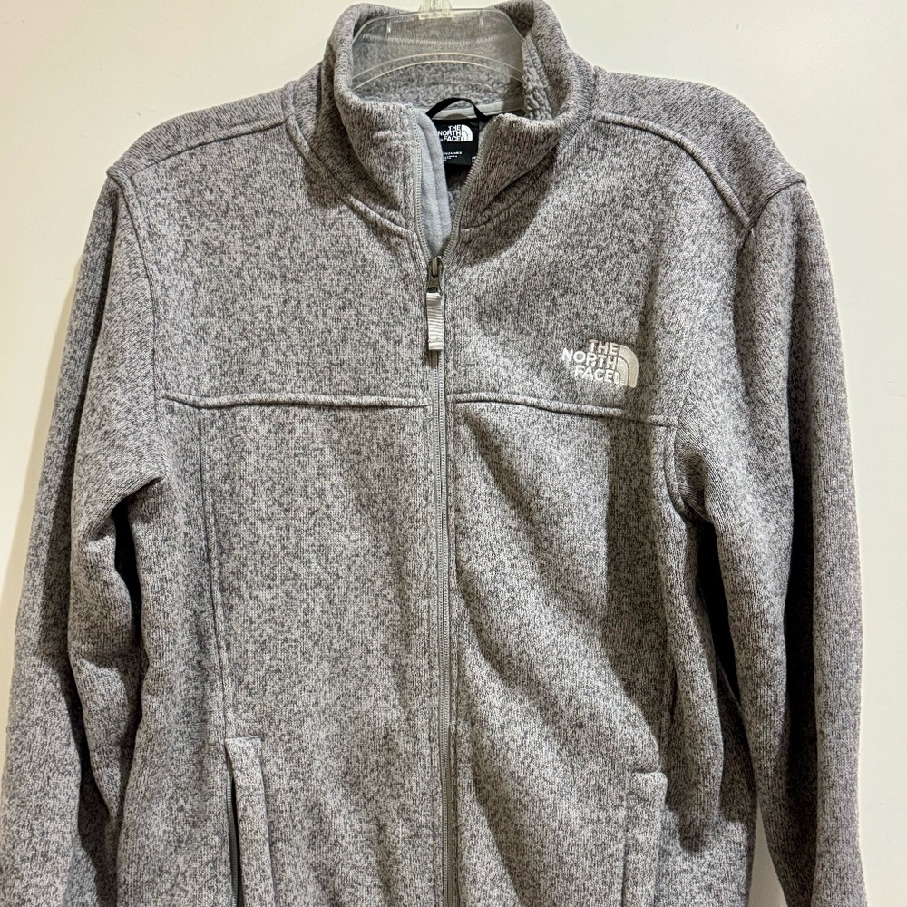 The North Face Full-Zip Heather Gray Fleece Jacket (Men’s M)